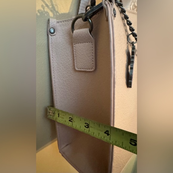 Ed Hardy Light Pink Satchel with Charm Chain - Picture 7 of 10